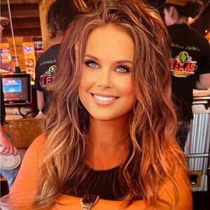 ♥️Just Livin A Posh Life♥️New & Preloved Items